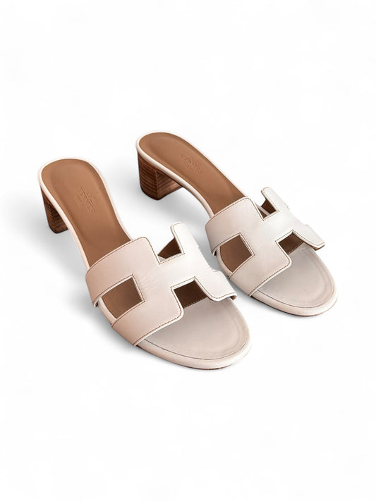 Hermes’ White Leather Oran Sandal