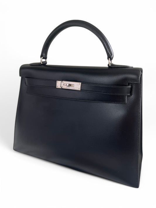 Hermès Kelly Handbag Noir Box Calf With Guilloche Palladium Hardware 32