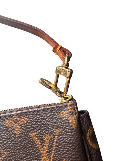 2000s Louis Vuitton Monogram Pochette Accessoires